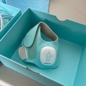Sense-U Baby Monitor in Aqua